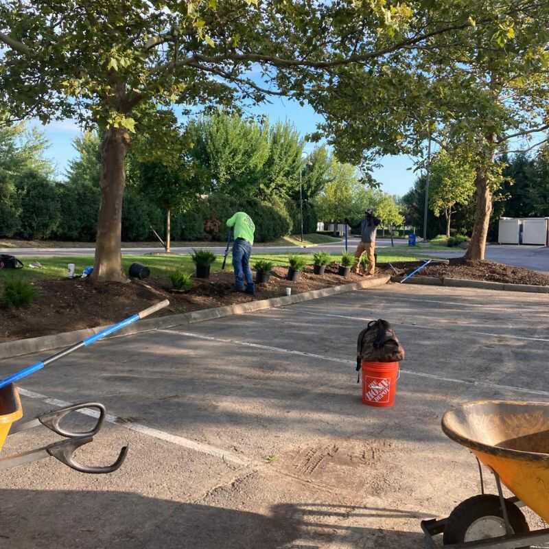 Specialist Landscaping & Lawn Care in Columbus, OH-6 BROTHERS LAWNCARE & HARDSCAPES LLC (21)