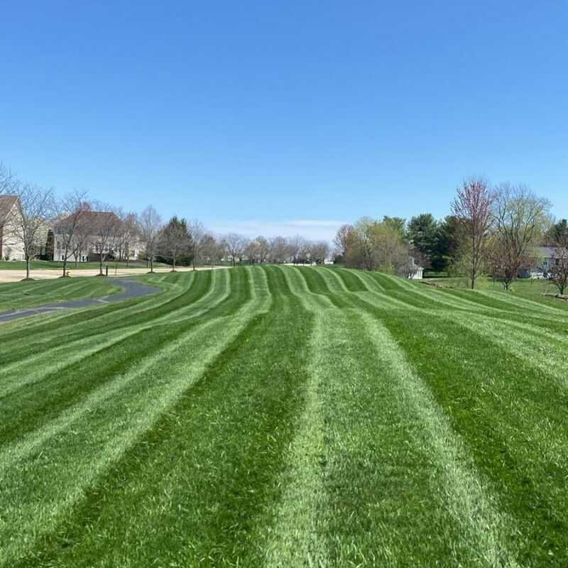 Specialist Landscaping & Lawn Care in Columbus, OH-6 BROTHERS LAWNCARE & HARDSCAPES LLC (7)